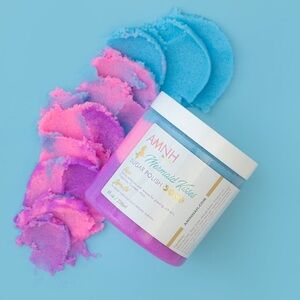 AMINNAH 🌸 | Mermaid 🧜🏽‍♀️ Kisses Sugar Polish | 8oz